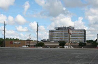 Marquette Shopping Center & Office Plaza: 450 Saint John Rd, Michigan City, IN 46360